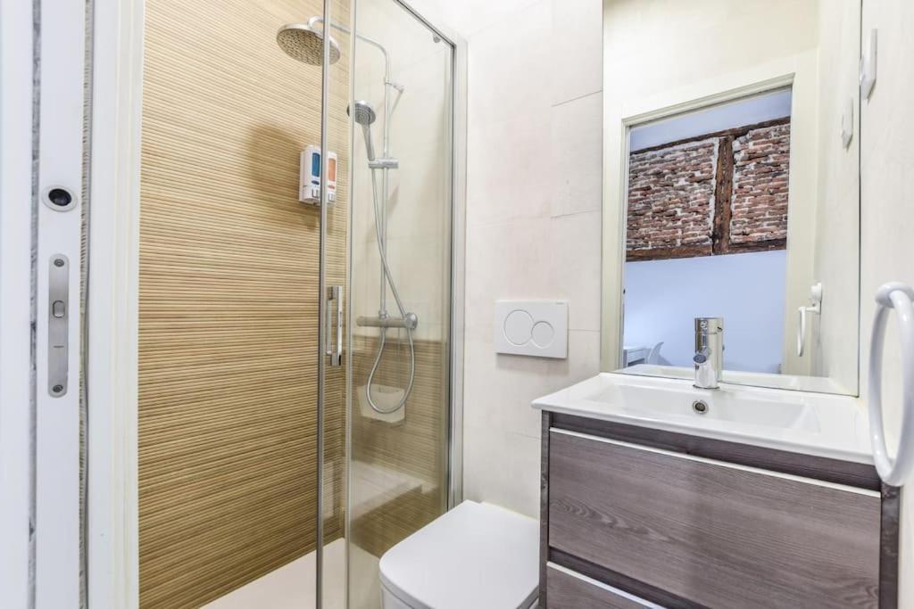 Apartamento Unique Flat La Latina * Billiard & Darts Madrid Exterior foto