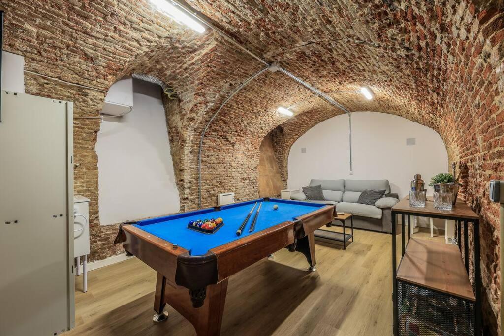 Apartamento Unique Flat La Latina * Billiard & Darts Madrid Exterior foto