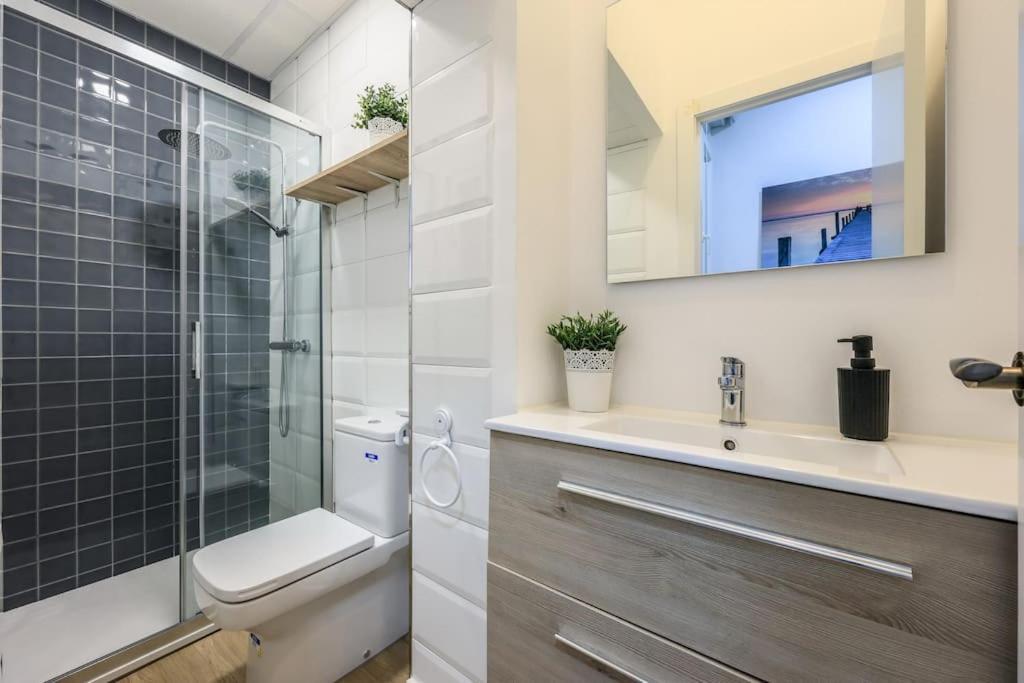 Apartamento Unique Flat La Latina * Billiard & Darts Madrid Exterior foto
